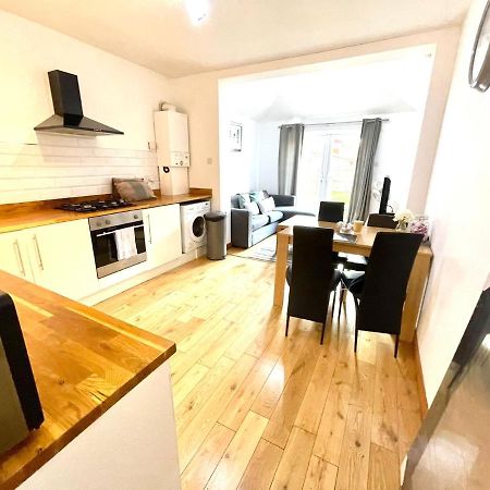 Koala & Tree - Renovated 2 Bed Apartment Ideal Location - Short Lets & Serviced Accommodation Cambridge Exterior foto